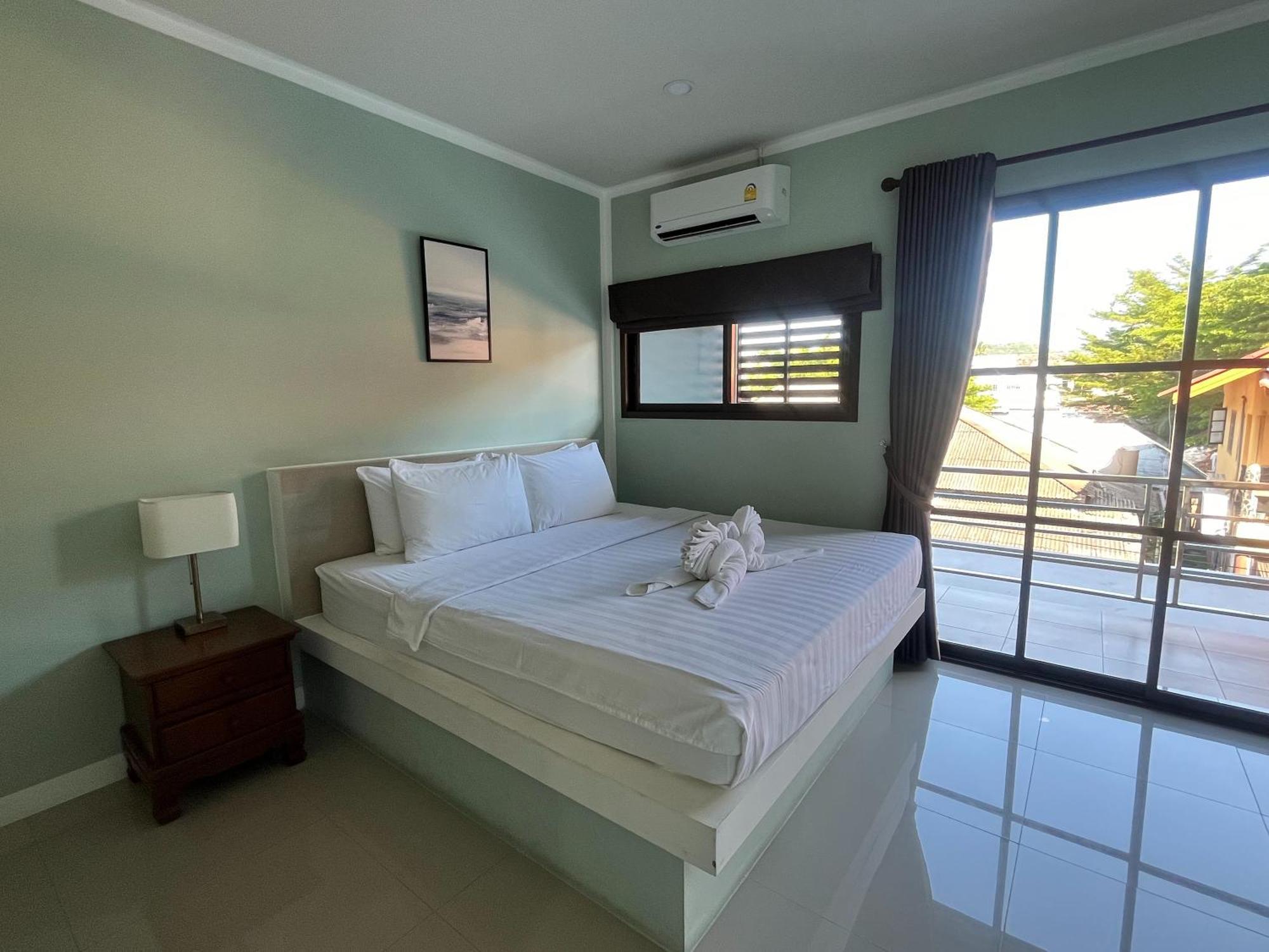 J & Ariya Hotel Near Samui Airport And Koh Phangan Pier ボプート エクステリア 写真
