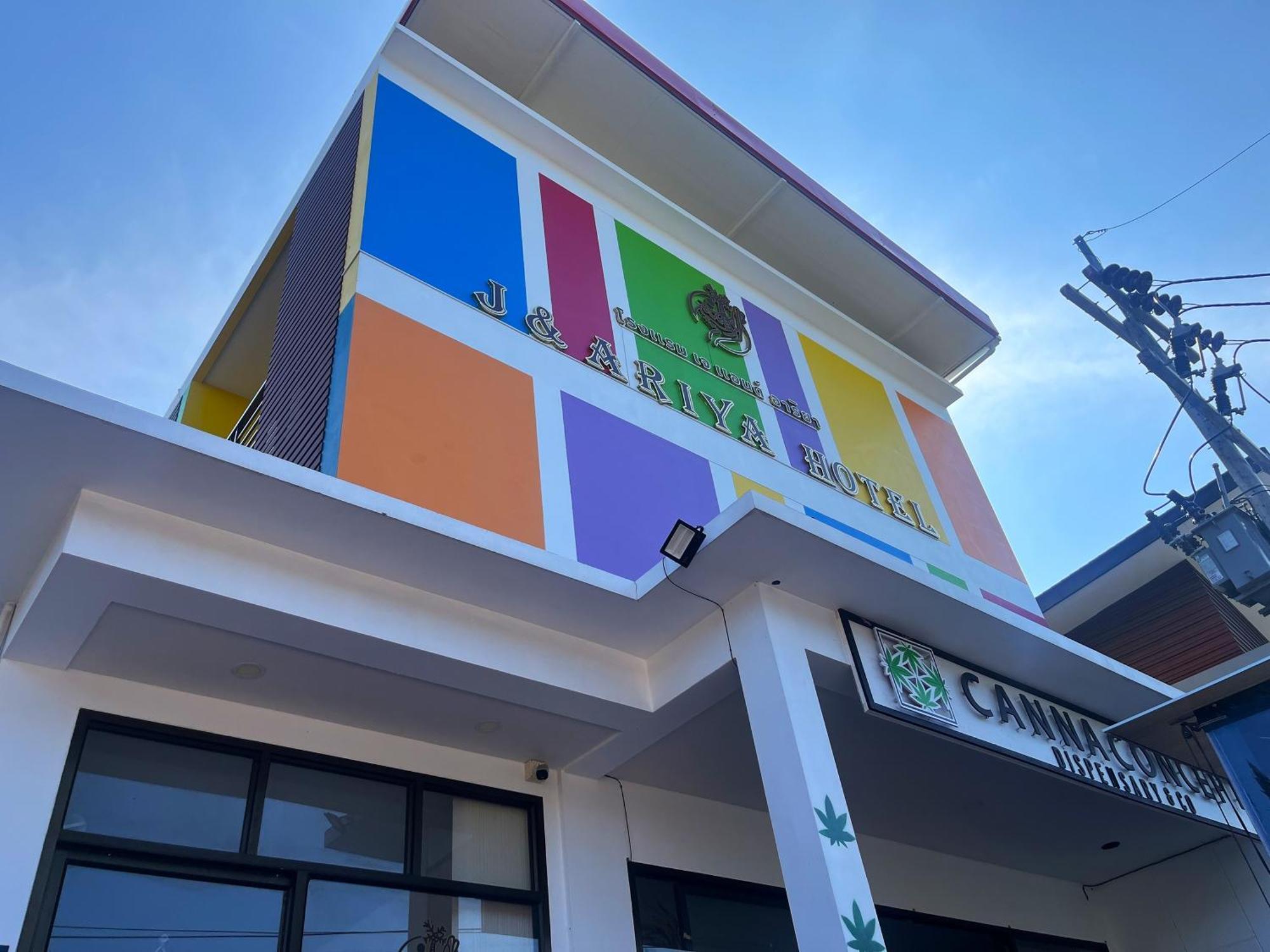 J & Ariya Hotel Near Samui Airport And Koh Phangan Pier ボプート エクステリア 写真