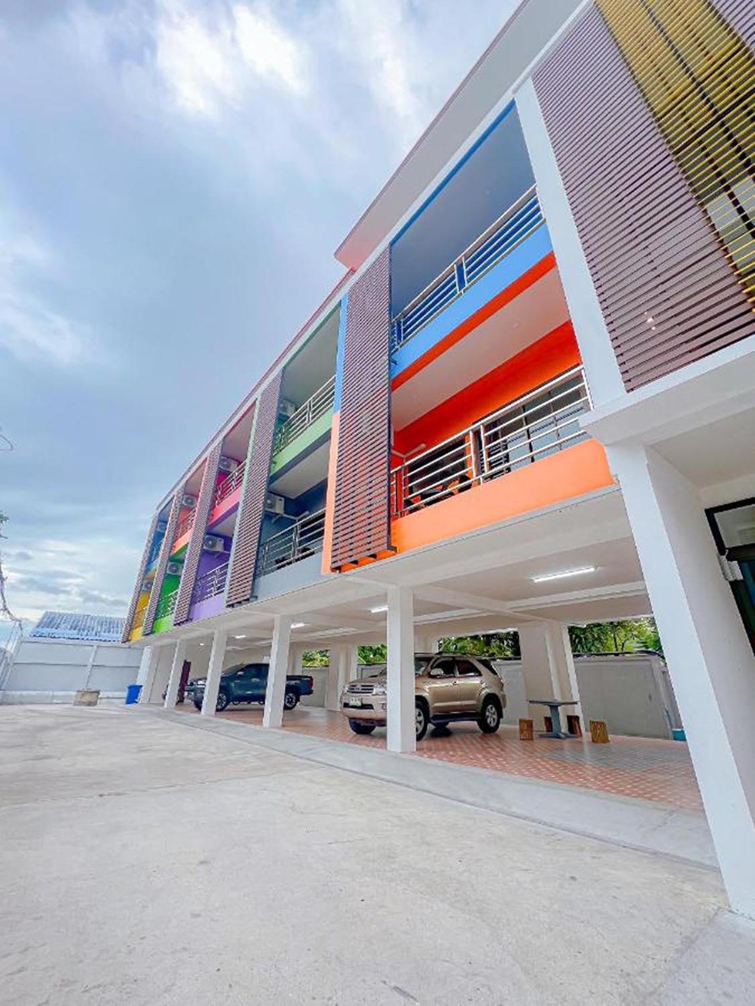 J & Ariya Hotel Near Samui Airport And Koh Phangan Pier ボプート エクステリア 写真